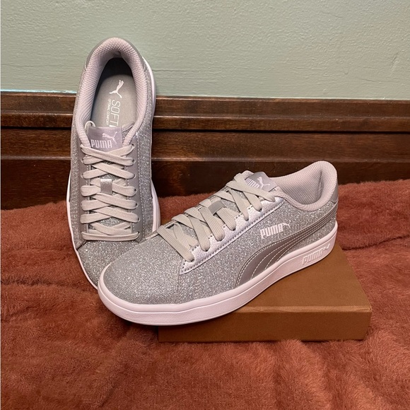 (Size: 4 UK) Puma Girls' Smash v2 Glitz Glam Sneakers - Picture 1 of 7